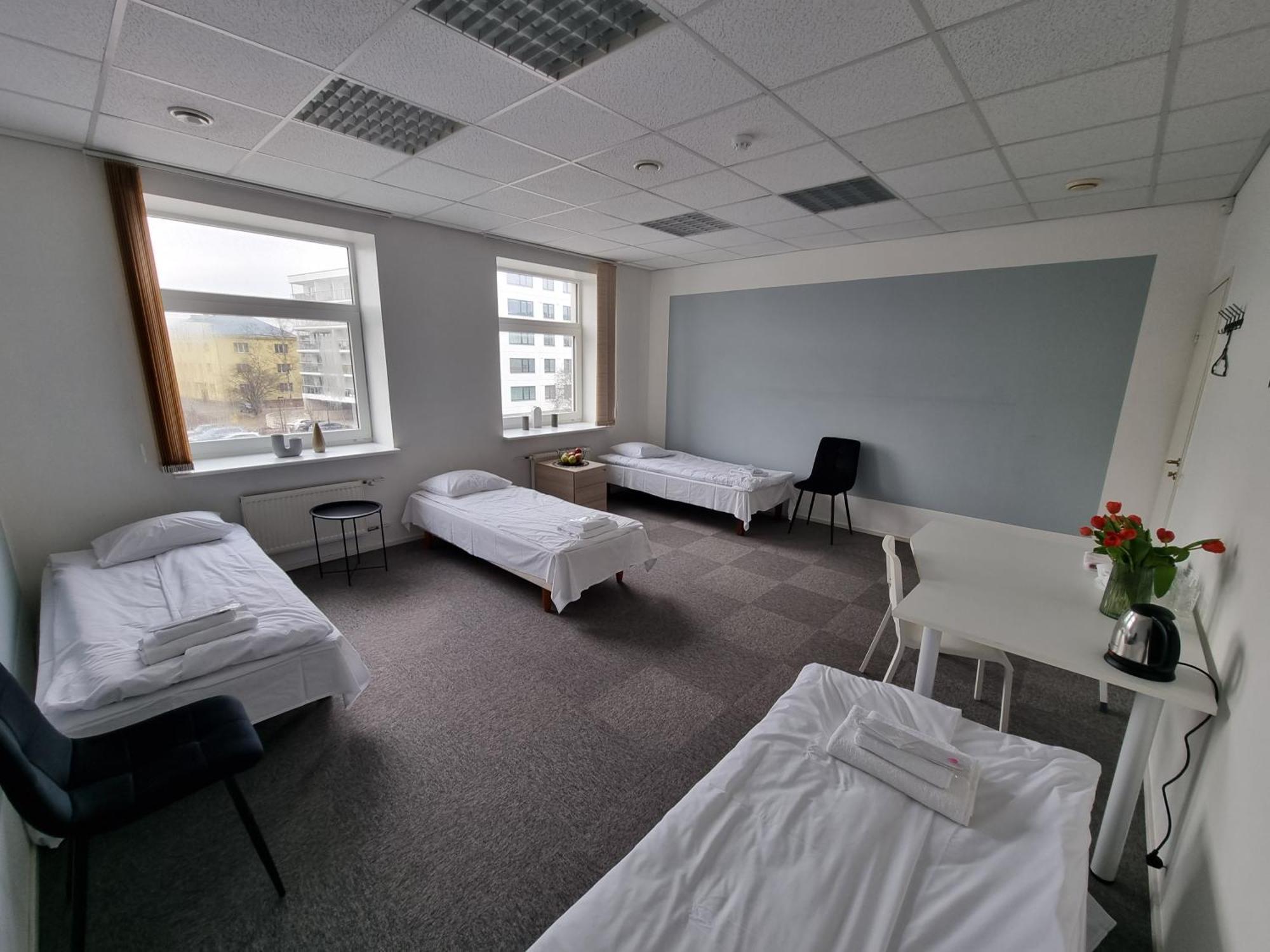 Room Near City Center Harbour Tallinn Bagian luar foto
